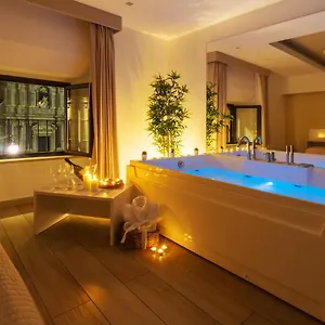 le-suites-del-duomo-sicily-catania-and-greater-area.sicilyhotelsitaly.net/