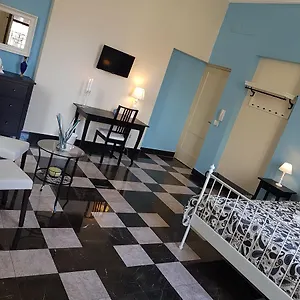 central-suites-sicily-catania-and-greater-area.sicilyhotelsitaly.net/
