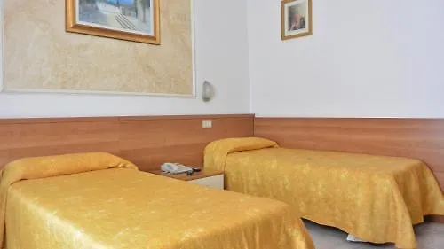 Hotel Mignon Milan 0*,  Italy